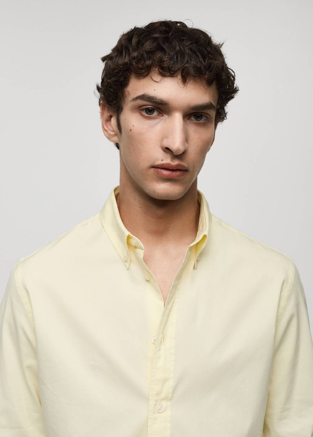 Mango Regular Fit-Hemd aus 100 % Baumwolle Saisonschlussverkauf