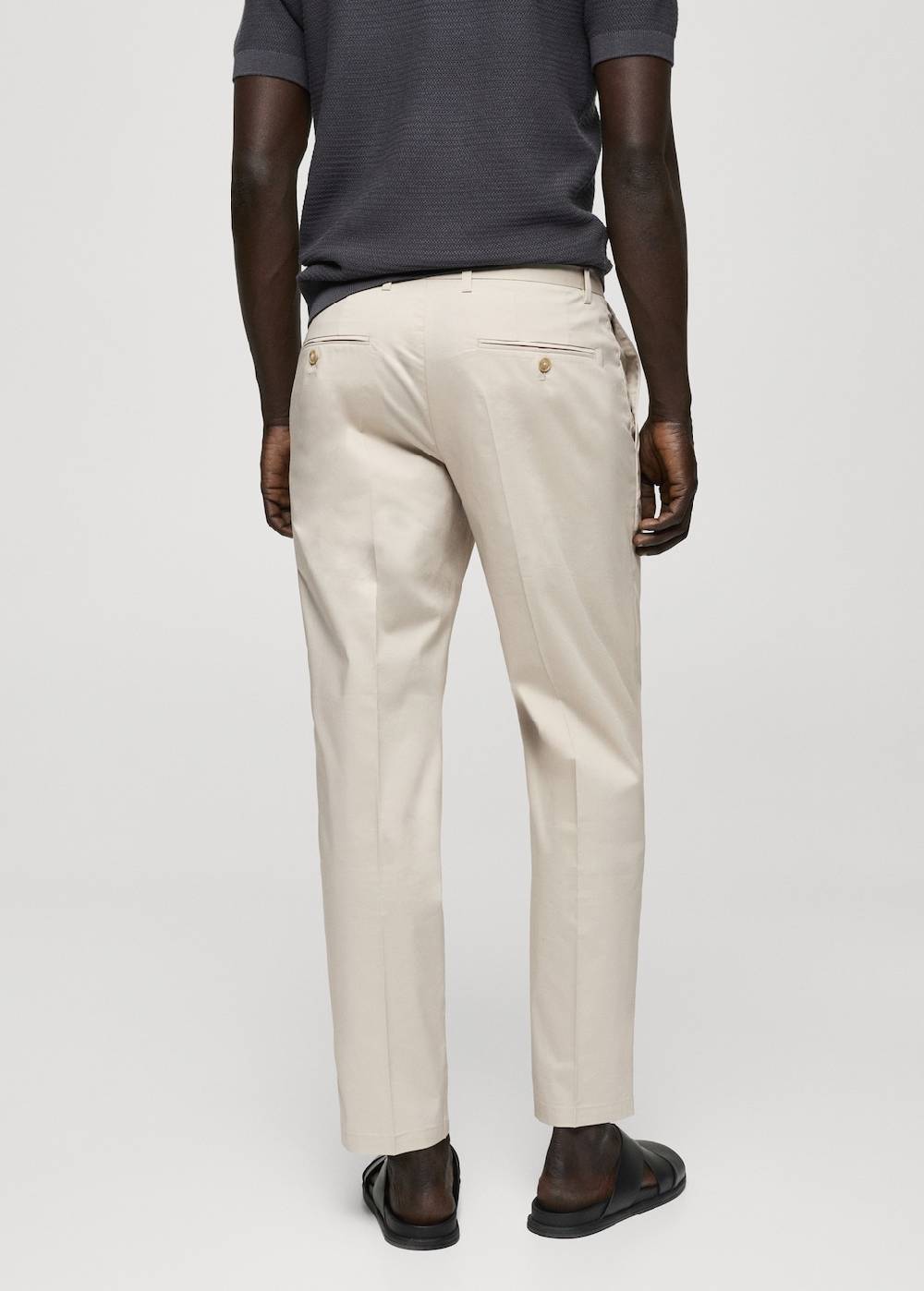 Mango Slim Fit-Bundfaltenhose aus Baumwolle Black Friday
