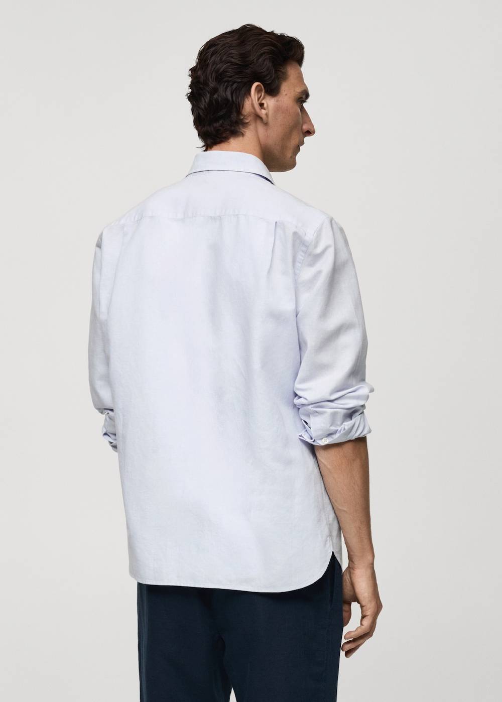 Mango Classic Fit-Leinenhemd Lagerräumung