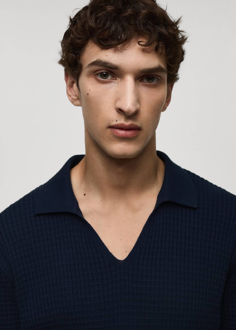 Mango Rippstrick-Poloshirt Kostenlose Rückgabe
