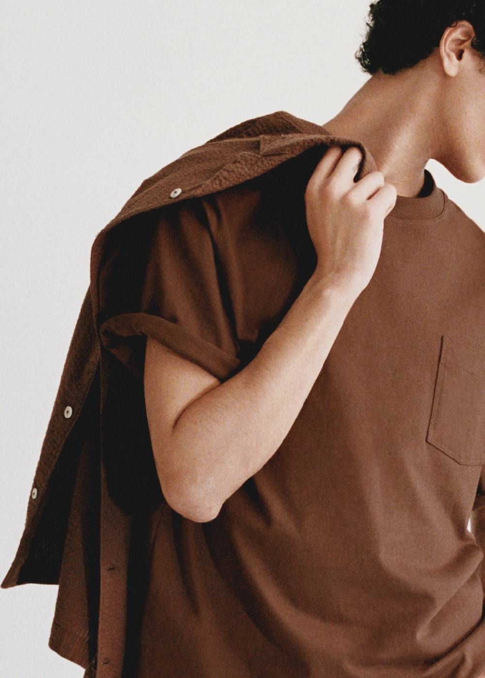 Mango T-Shirt aus 100 % Baumwolle mit Tasche Letzte 3 Tage