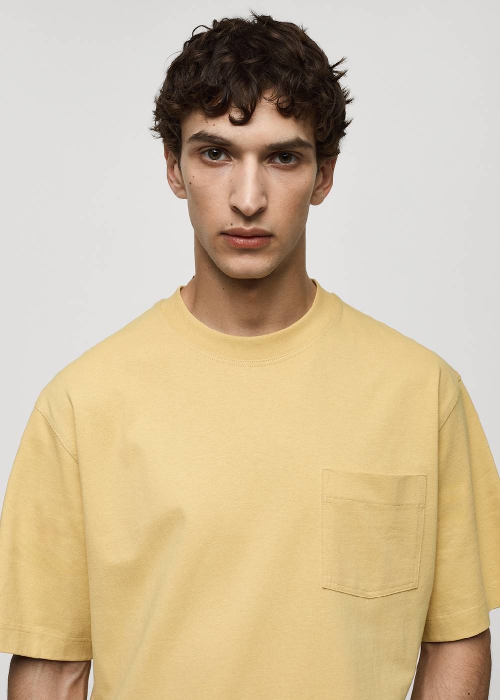 Mango T-Shirt aus 100 % Baumwolle mit Tasche Bis zu 60% Rabatt