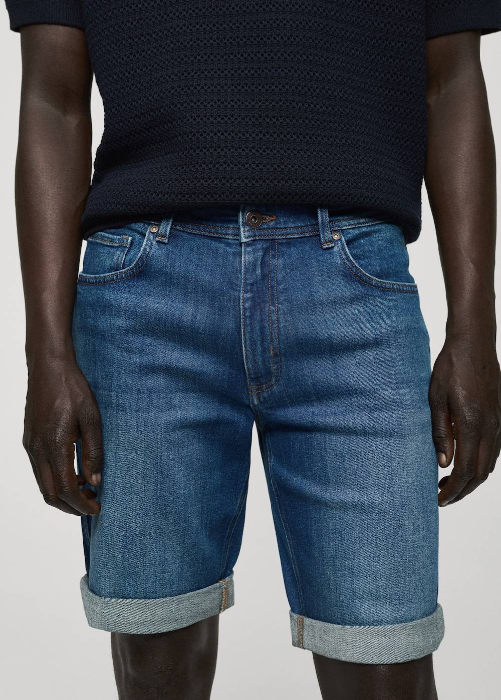 Mango Slim Fit-Jeans-Bermudashorts 50% Rabatt mit kostenlosem Versand