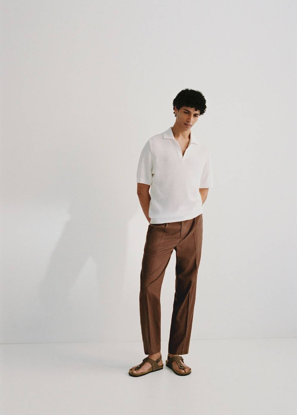 Mango Bundfaltenhose aus Lyocell mit Baumwolle Kostenloser Versand international