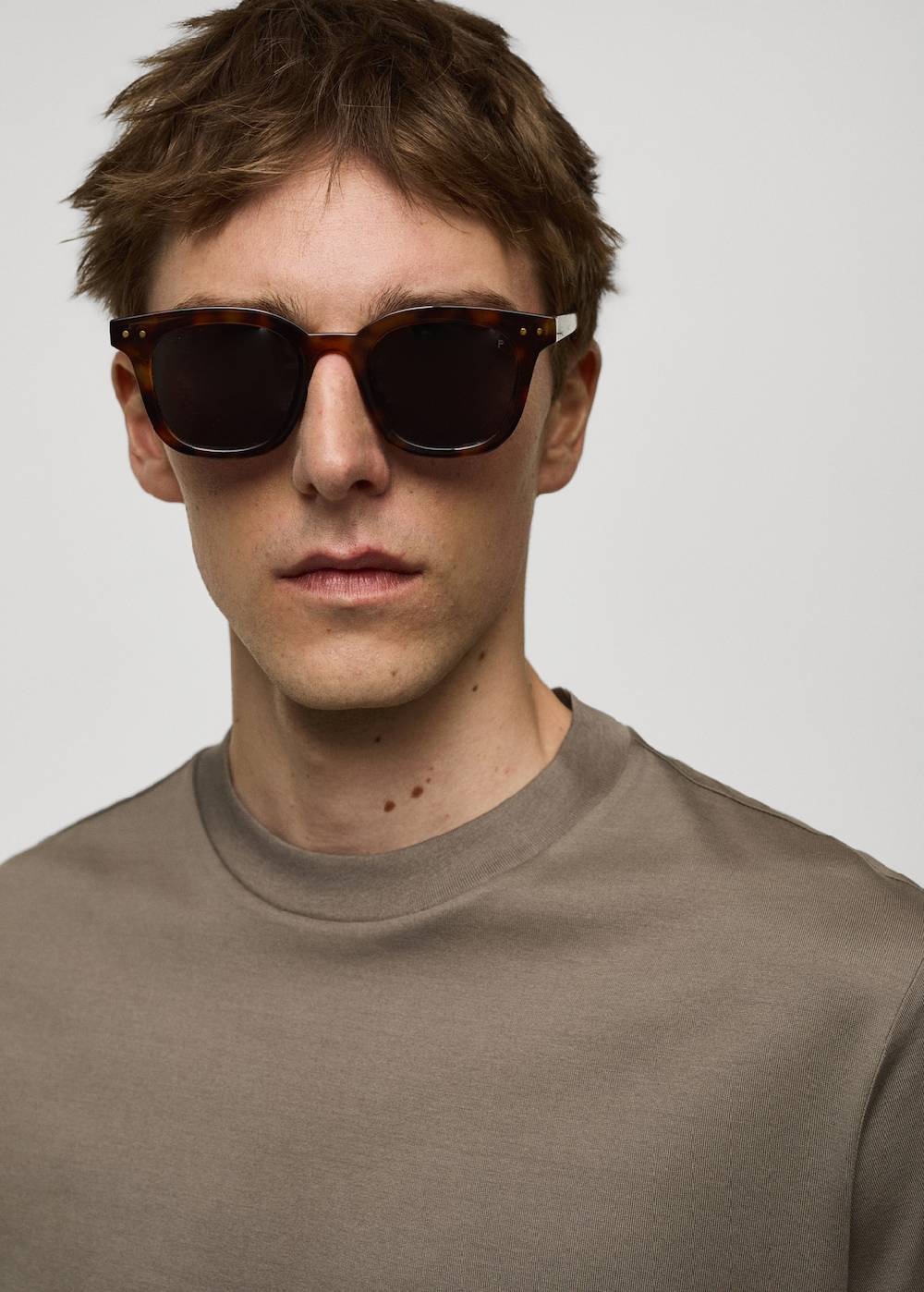 Mango Slim-Fit-T-Shirt aus 100 % Baumwolle Begrenzt auf 3 Tage