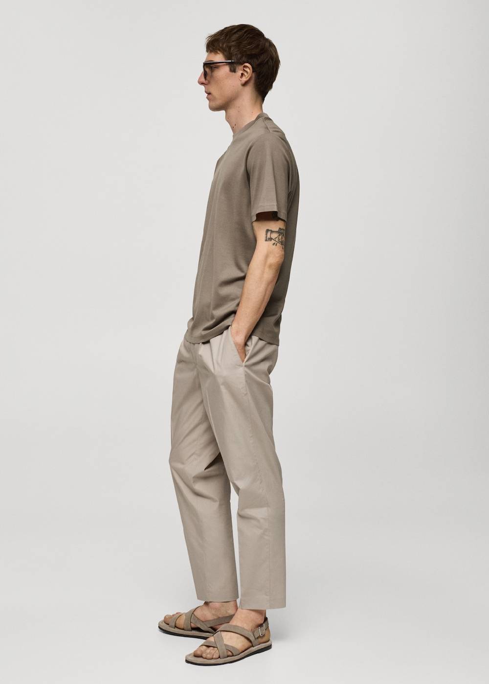 Mango Slim-Fit-T-Shirt aus 100 % Baumwolle Begrenzt auf 3 Tage