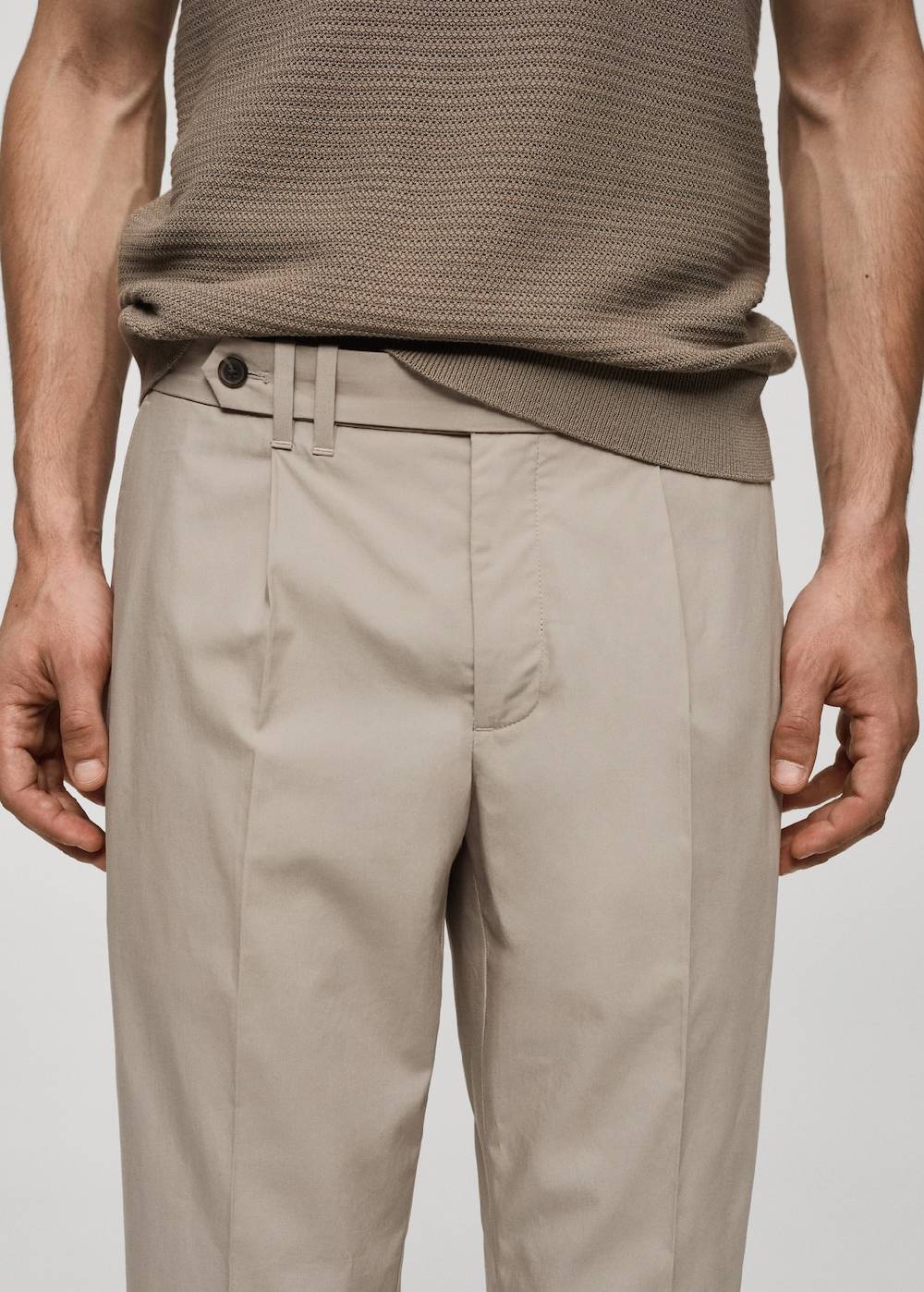 Mango Slim-Fit-Bundfaltenhose aus Lyocell Outlet