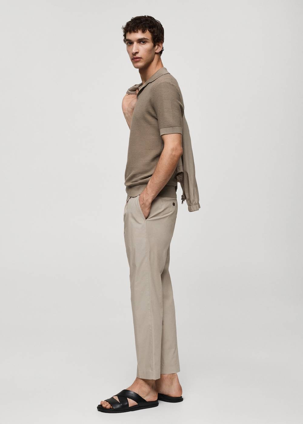 Mango Slim-Fit-Bundfaltenhose aus Lyocell Outlet