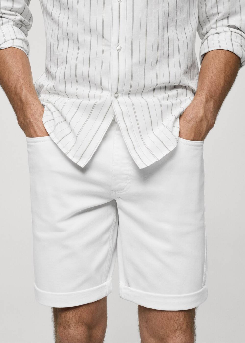 Mango Slim Fit-Jeans-Bermudashorts im Angebot