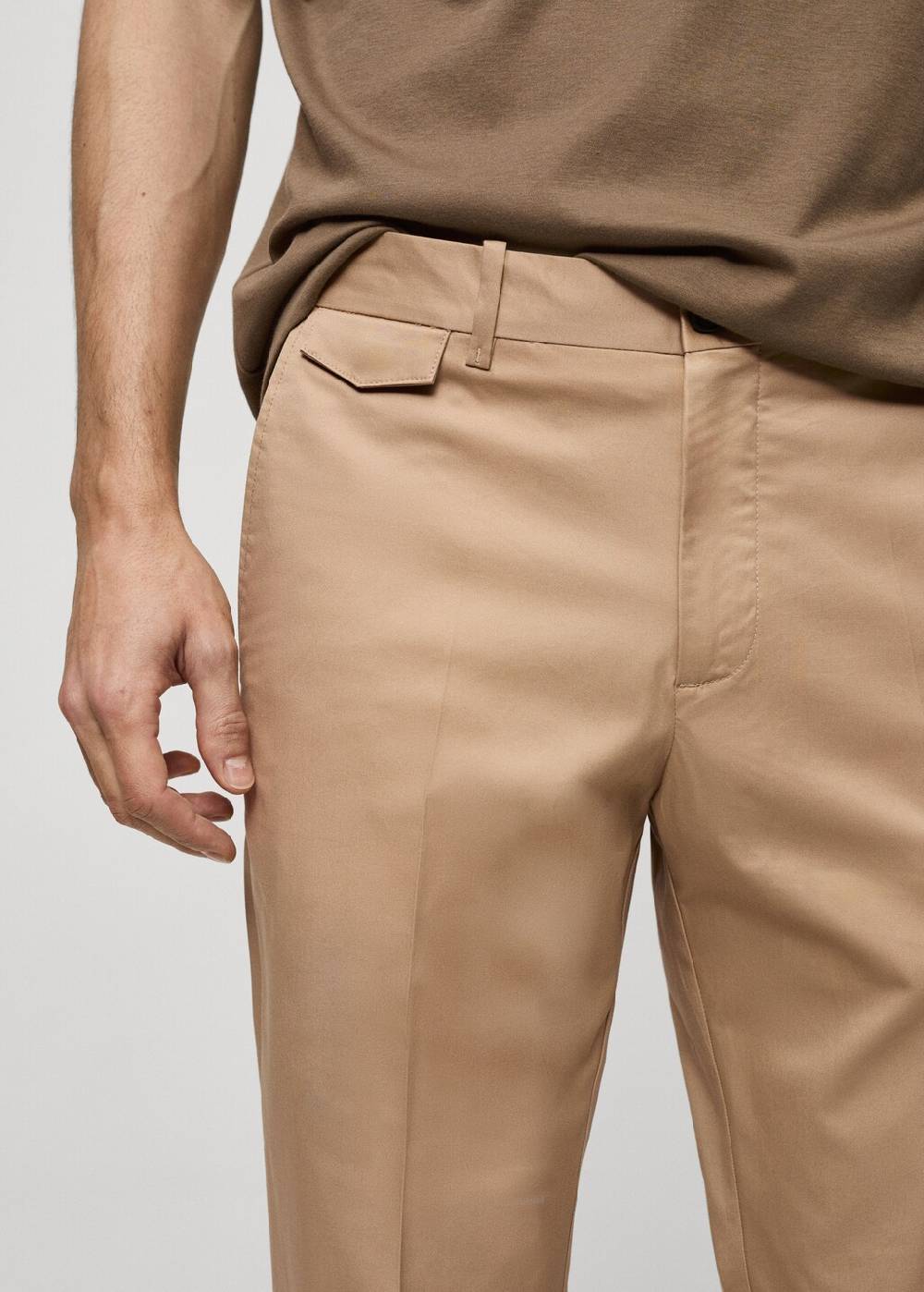 Mango Regular Fit-Baumwollhose mit Struktur Saisonschlussverkauf