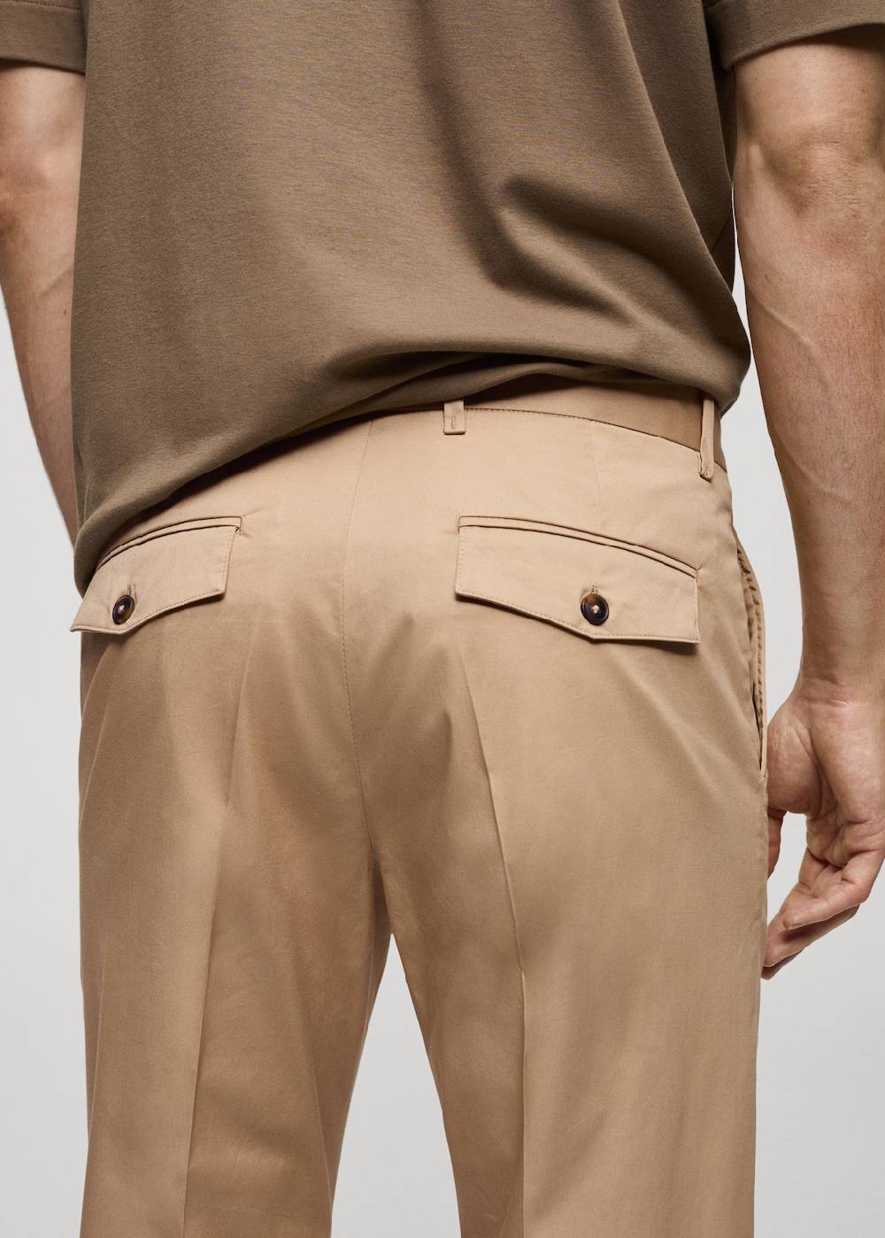 Mango Regular Fit-Baumwollhose mit Struktur Saisonschlussverkauf