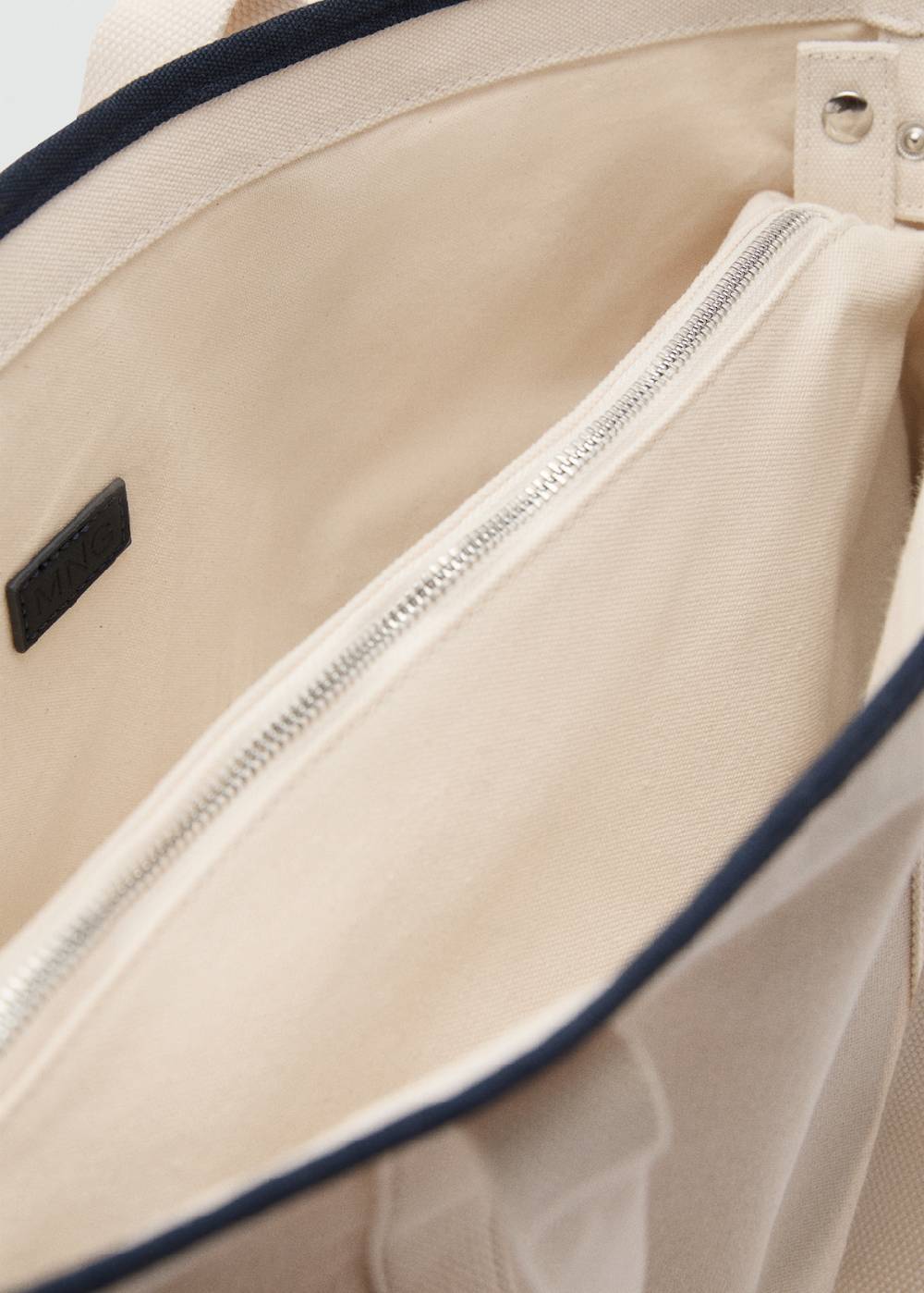 Mango Kontrastierende Tasche aus Canvas mit Baumwolle Riesige Ersparnisse