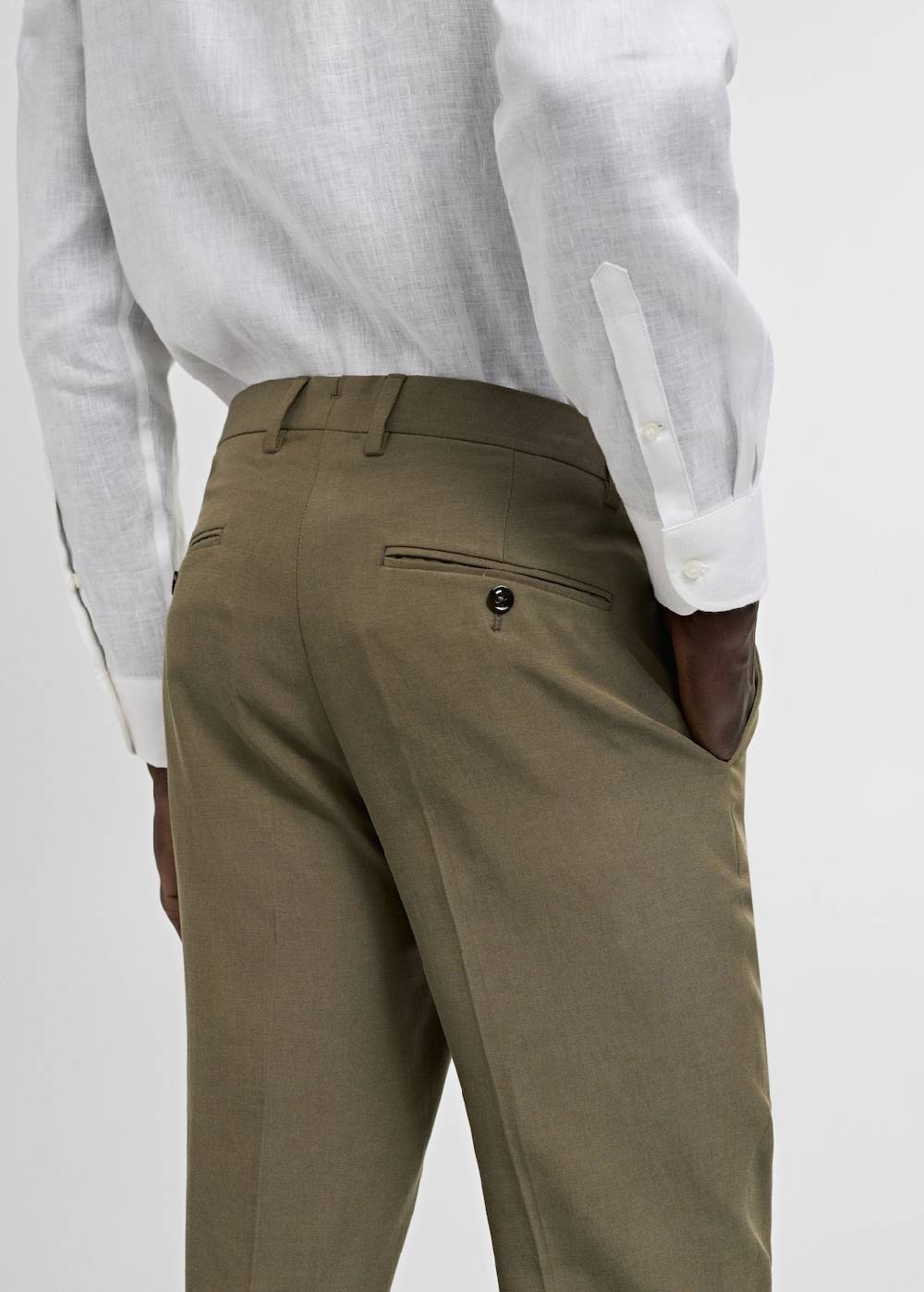 Mango Tencel™ Slim-Fit-Anzughose mit Abnähern Zeitbegrenzte Promotion