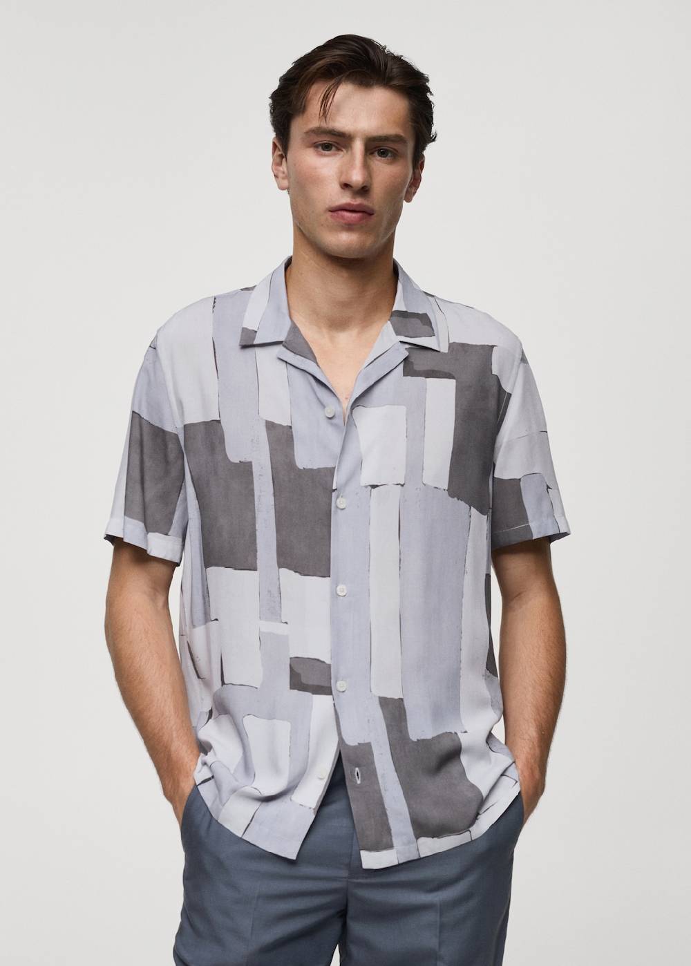 Mango Fließendes Regular Fit-Hemd mit Motiv Online