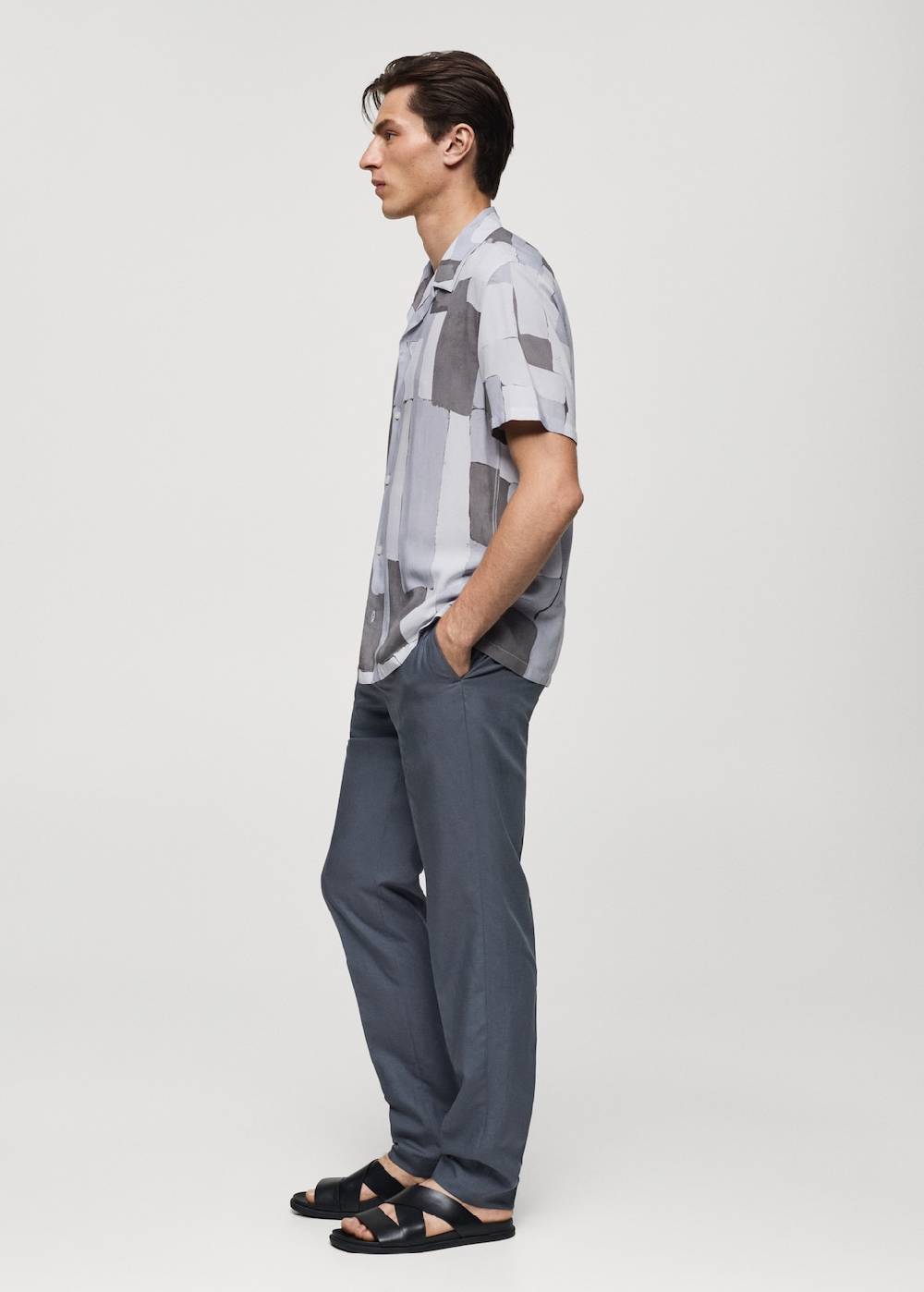 Mango Fließendes Regular Fit-Hemd mit Motiv Online