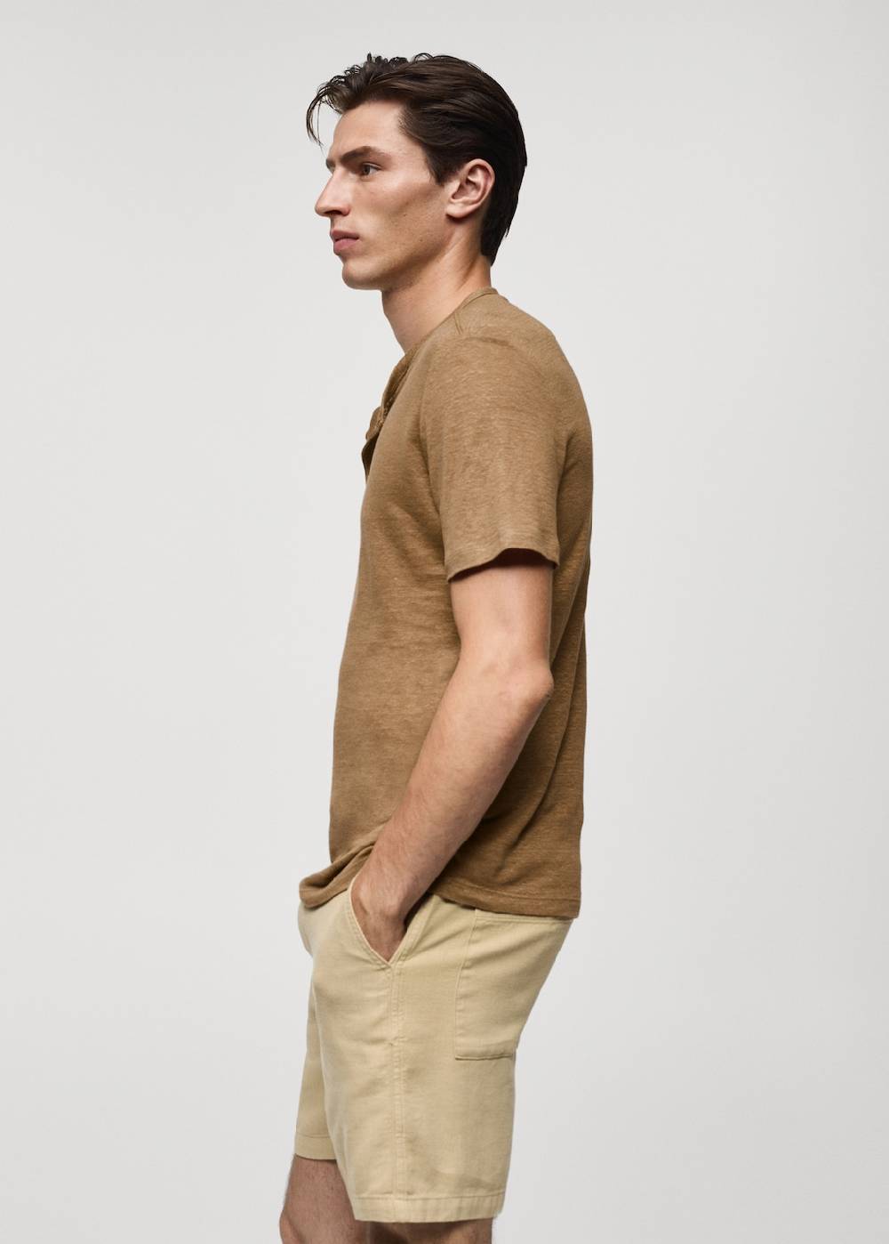Mango Slim-Fit-T-Shirt aus Leinengemisch Exklusivangebot