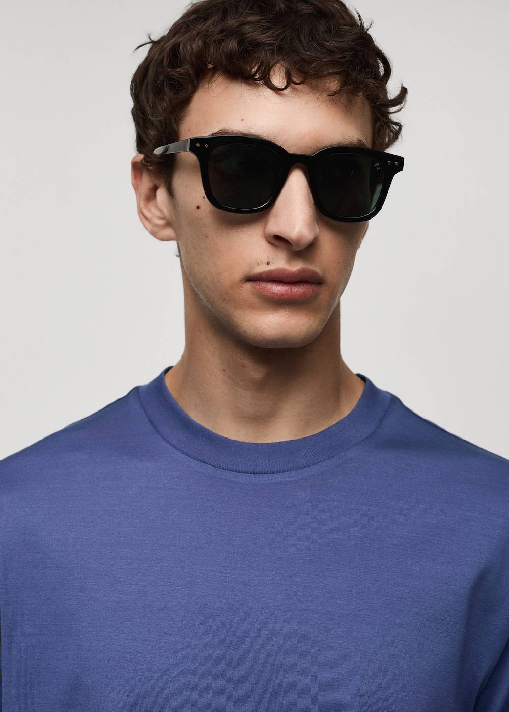 Mango Slim-Fit-T-Shirt aus 100 % Baumwolle Tägliche Deals