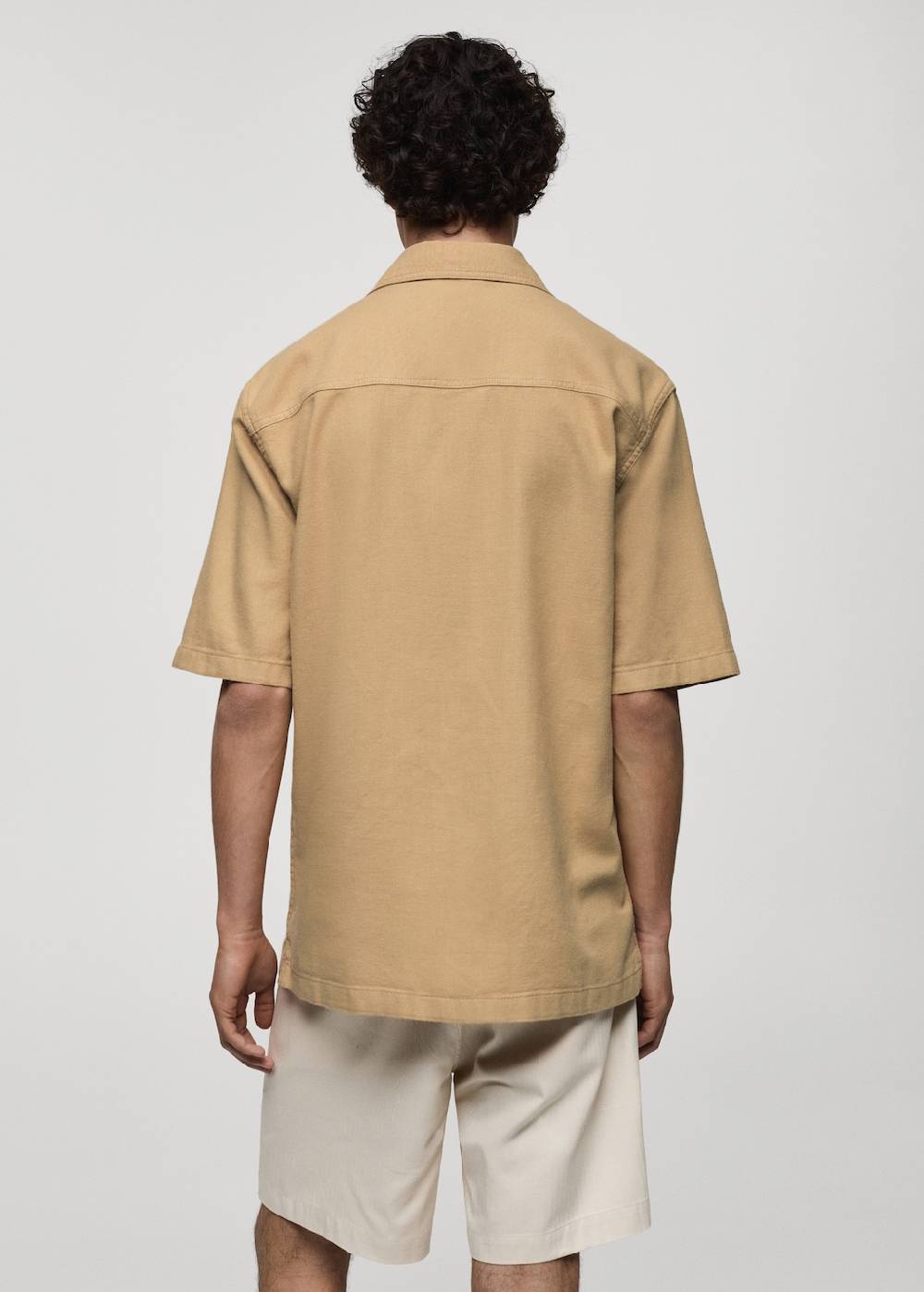 Mango Relaxed Fit-Hemd aus Baumwolle mit Tasche Begrenzte Freigabe