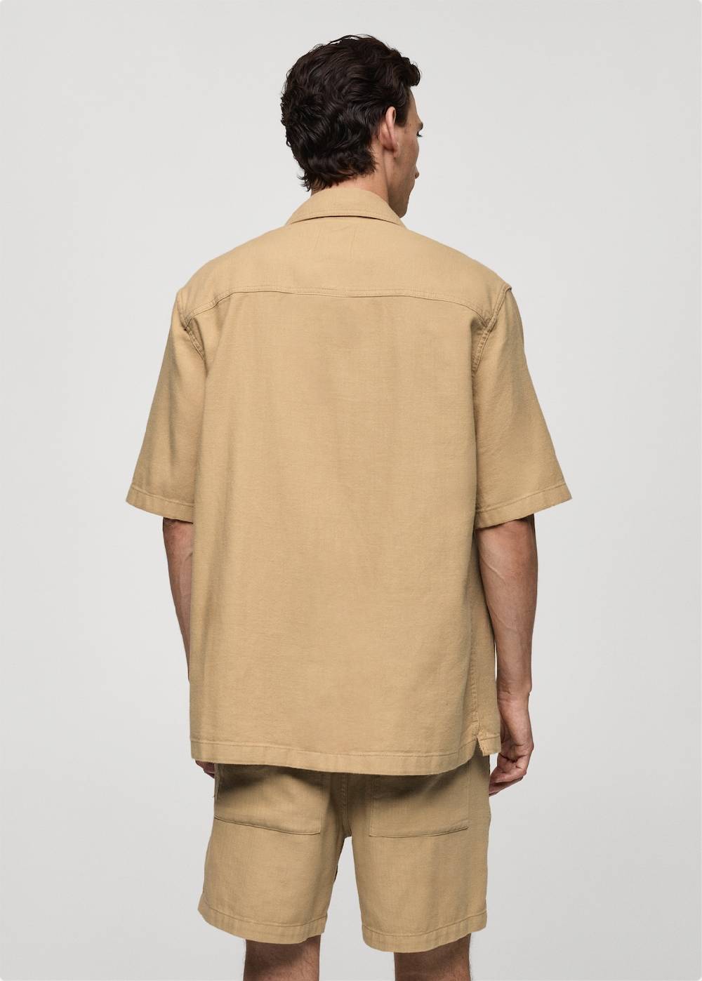 Mango Relaxed Fit-Hemd aus Baumwolle mit Tasche Letzte 3 Tage