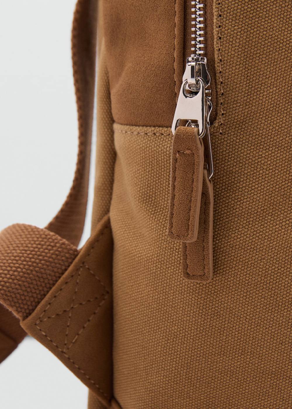 Mango Kombinierter Canvas-Rucksack Vierteljährliche Förderung