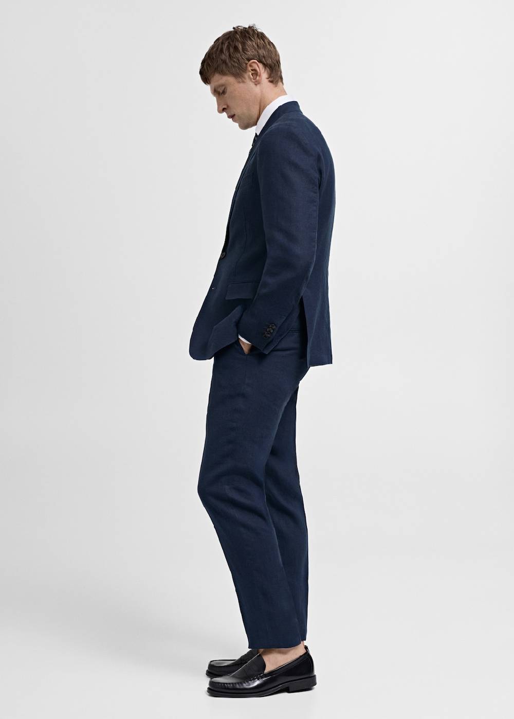 Mango Slim Fit-Anzugjacke aus 100 % Leinen 2025