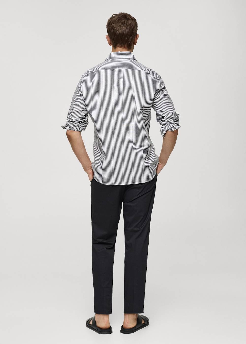 Mango Gestreiftes Regular-Fit-Hemd aus Leinen mit Baumwolle Verkauf