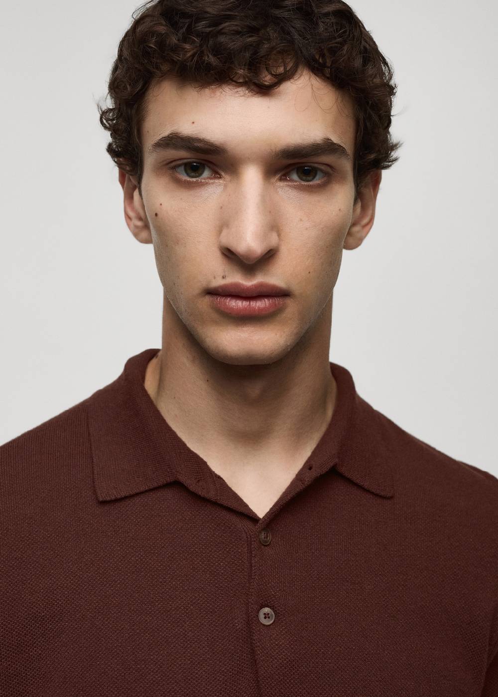 Mango Kurzärmliges Strick-Poloshirt Osterangebot