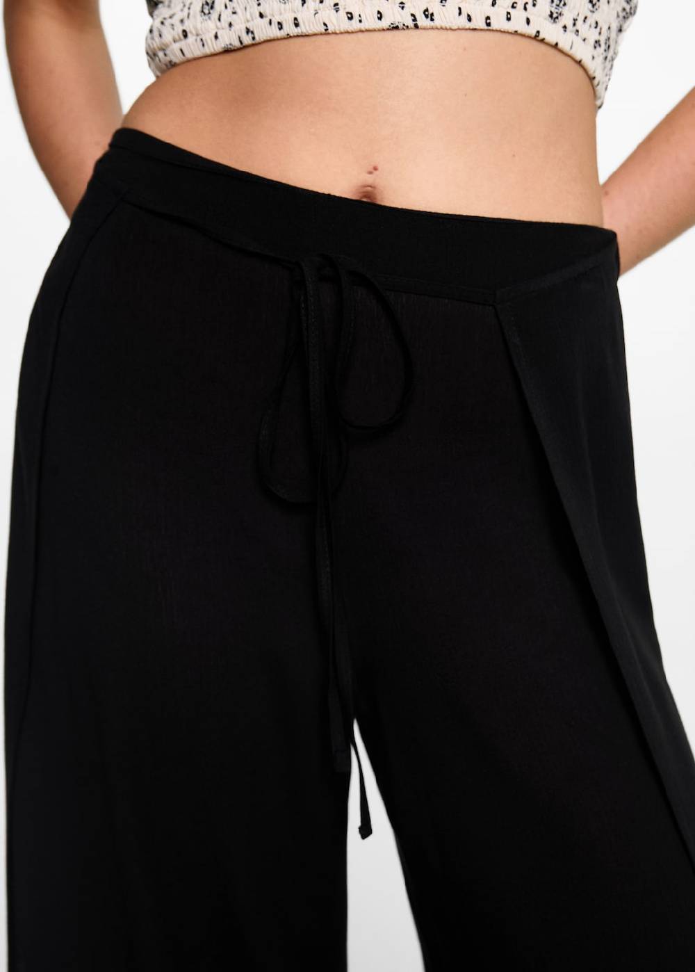 Mango Palazzo-Hose mit Schlitzen 50% Rabatt mit kostenlosem Versand