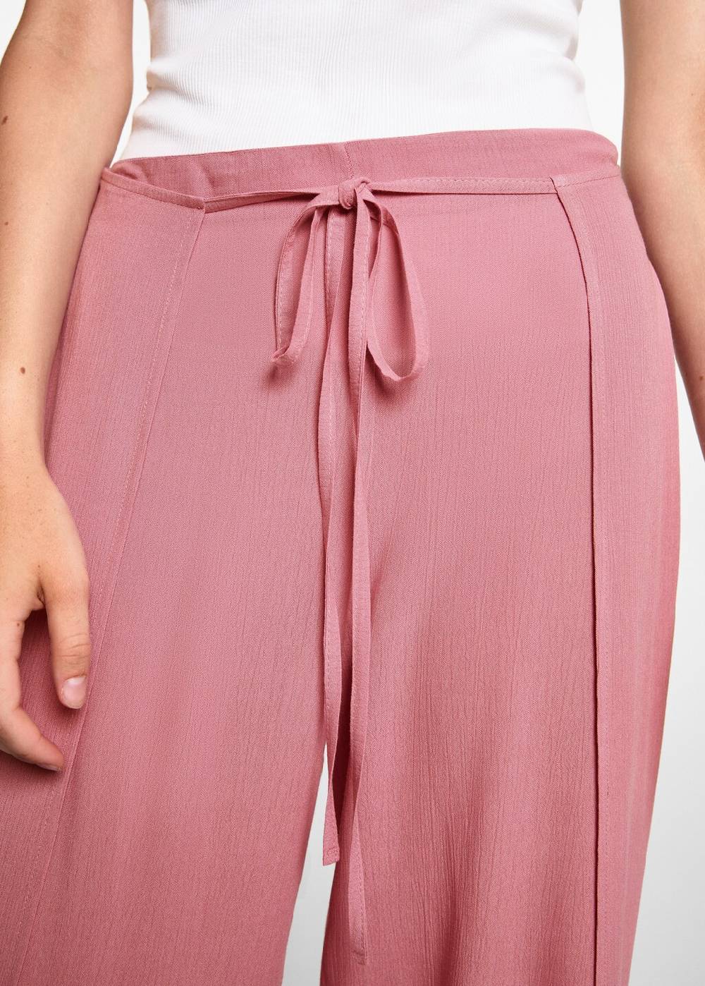 Mango Palazzo-Hose mit Schlitzen Fabrikladen