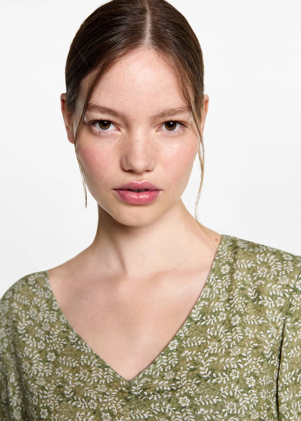 Mango Florales Kleid mit Rüschen Meist gekauft