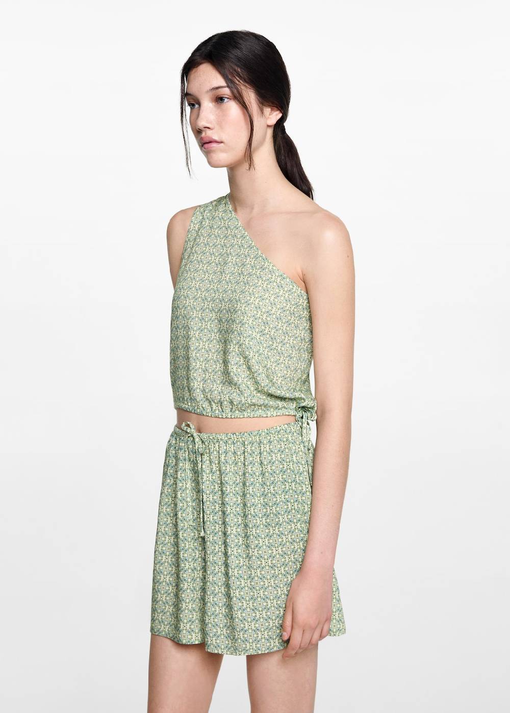 Mango Shorts mit geometrischem Print Osterangebot