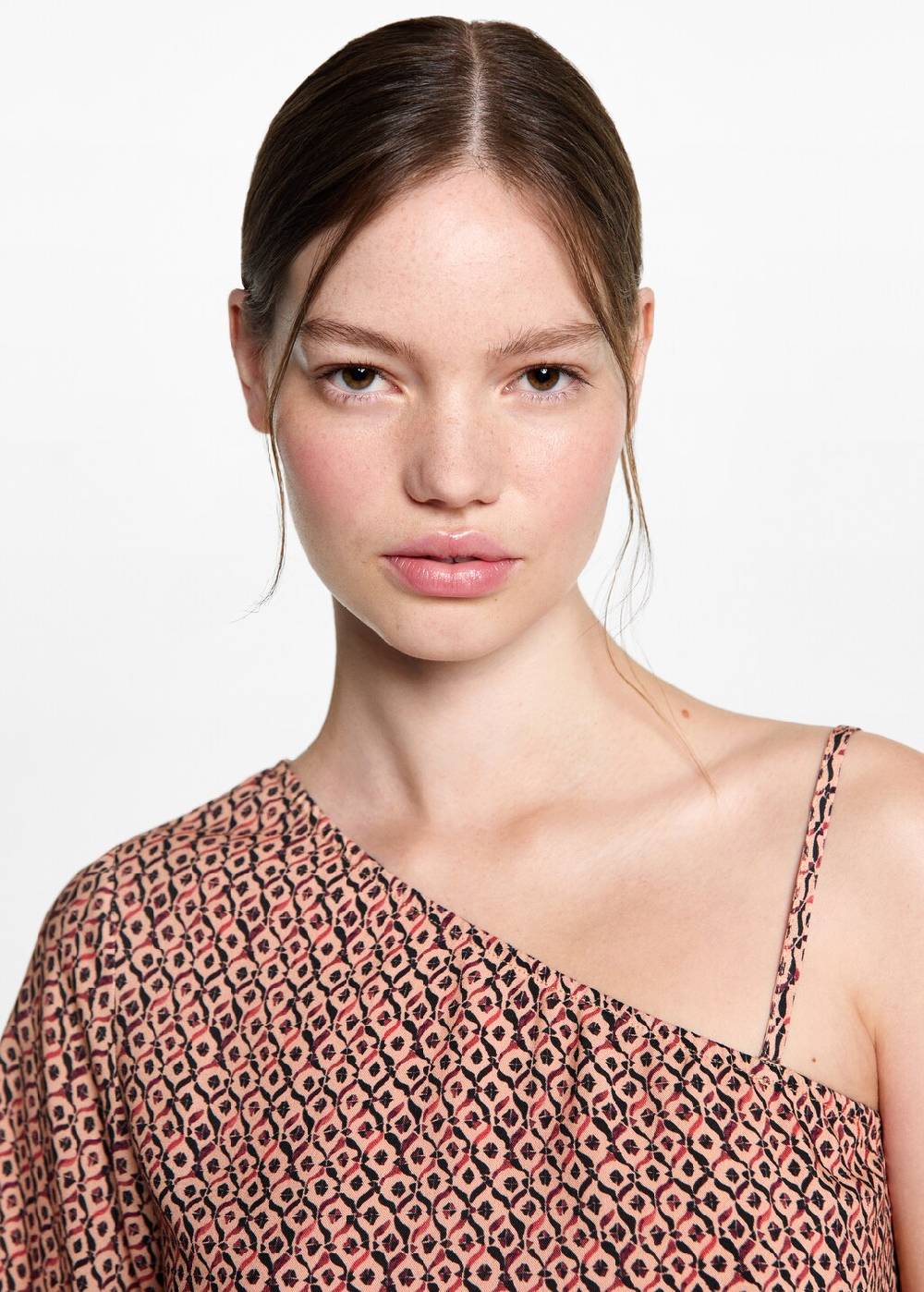 Mango Asymmetrische Bluse mit Motiv Vatertagsangebot