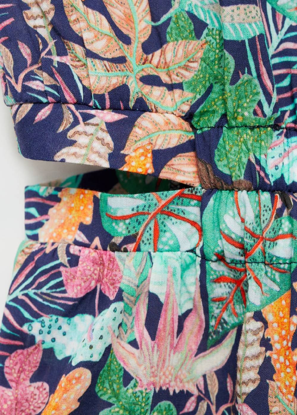 Mango Jumpsuit mit Tropen-Print Bis zu 65% Rabatt