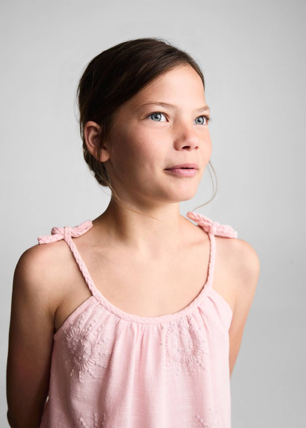 Mango Kleid mit gestickten Details Clearance-Verkauf