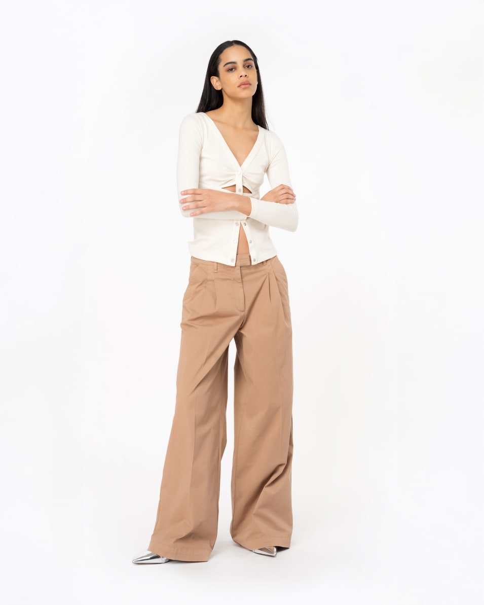 Pinko Gerippter Pullover mit Perlmuttknöpfen Black Friday Preise