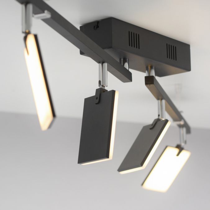 Paul Neuhaus Paul Neuhaus PURE MIRA LED Deckenleuchte schwarz 4 flammig dimmbar CCT Memory Top Angebot